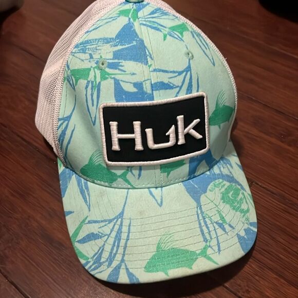 HUK Mens Fishing Hat - White and Blue - Logo Great Condition - Snap Back - Picture 1 of 3